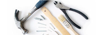 Hammer, pliers and nails